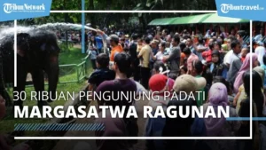 30 Ribu Wisatawan Padat di Ragunan Saat Libur Jumat Agung