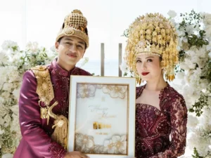 7 mahar unik nan fantastis di nikahan artis, El beri Syifa 2026 poundsterling
