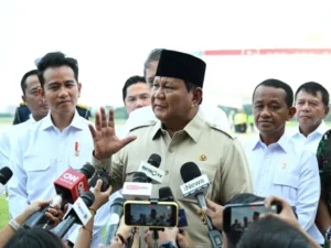 95 Hari Kunjungan Luar Negeri Prabowo: Investasi Konkret, Citra Kepemimpinan Kuat, dan Sorotan Efisiensi Anggaran
