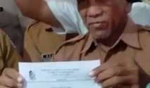 Kepala Desa Sukojati klarifikasi di hadapan ratusan warga