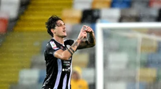 AC Milan Dipermalukan Udinese 0-3, Mimipi Buruk Bernama Nicolo Zaniolo