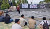 Andre Rosiade Jawab Kritik terhadap Prabowo dan MBG di Diskusi BEM KM Unand