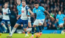 Arne Slot Dilema Taktik Setelah Kalah 4-0 dari Manchester City di Piala FA
