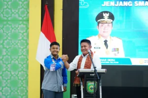 Bambang Pacul Gaungkan Nilai Sejarah di Lomba Cerdas Cermat MPR Jateng