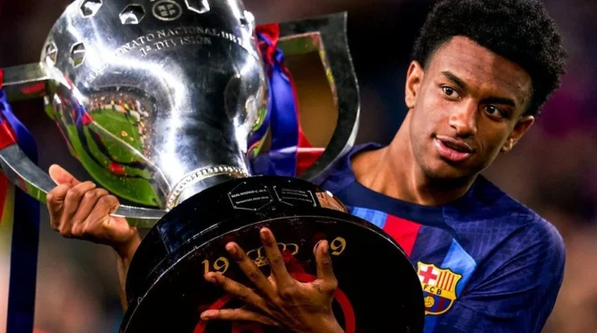 Barcelona Tetapkan Harga Jual Alejandro Balde Sebesar €50 Juta