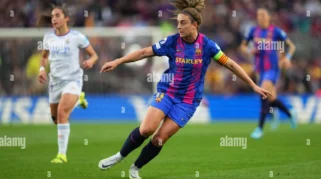 Barcelona Women Tundukkan Real Madrid 6-0, Alexia Putellas Rayakan Penampilan ke-500 dan Laju ke Semifinal Liga Champions