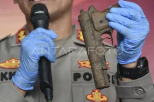 Bareskrim Tangkap Perakit Senjata Api Ilegal dan Brokernya di Rancaekek, Bandung