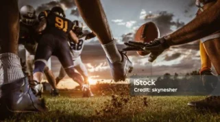 Beragam "Kick-Off" di Amerika: Dari Baseball, Sepak Bola, hingga Kontroversi Live Stream