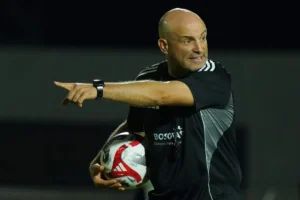 Bernardo Tavares Siapkan Strategi Jitu untuk Persebaya Hadapi Arema FC di Derbi Jatim