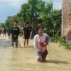 Bocah 8 Tahun Tewas Dihanyut Banjir di Demak Setelah Tanggul Sungai Tuntang Roboh
