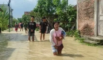 Bocah 8 Tahun Tewas Dihanyut Banjir di Demak Setelah Tanggul Sungai Tuntang Roboh
