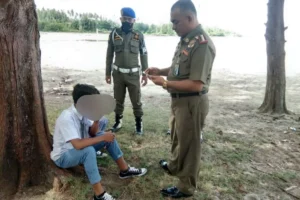 Bolos di Pantai Ancol Banyuwangi, Dua Pelajar Diciduk Satpol PP
