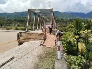 Bondowoso Percepat Pembangunan Jembatan Darurat untuk Pejalan Kaki