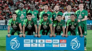 Bonek Bongkar Pola Transfer Persebaya Surabaya: Fokus pada Pemain Asing Minim Pengalaman