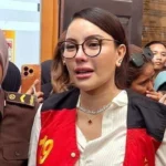 Bosnya di Penjara, Nasib Bisnis Nikita Mirzani Tersentil; Aldi Taher Siap Borong Burger dari Nyai
