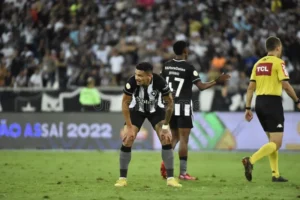 Botafogo dan Coritiba Berbagi Poin dalam Duel Menegangkan di Nilton Santos
