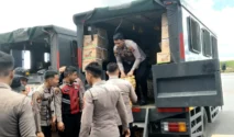 Bulog Banyuwangi Salurkan Bantuan Pangan ke Dusun Sukamade di Tengah Akses Sulit