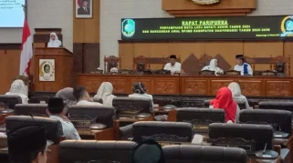 Bupati Banyuwangi Sampaikan LKPJ Akhir Tahun Anggaran 2025 pada Rapat Paripurna DPRD