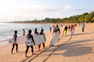 Cara mengatur jadwal surfing di Sukamade