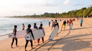 Cara mengatur jadwal surfing di Sukamade