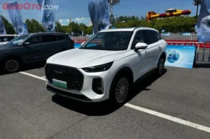 Chery E5 Baru di Cina Siap Jadi Model Facelift di Indonesia