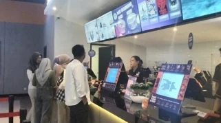 Cineplex Tetap Menarik Penonton di Surabaya Meski Saham Menghadapi Sentimen Beragam