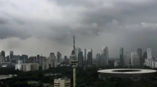 Cuaca Jakarta Berawan hingga Hujan Ringan pada 19 April 2026