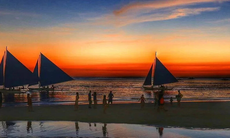 Daftar Tempat Sewa Perahu Tradisional di Pantai Sawarna Srikandi