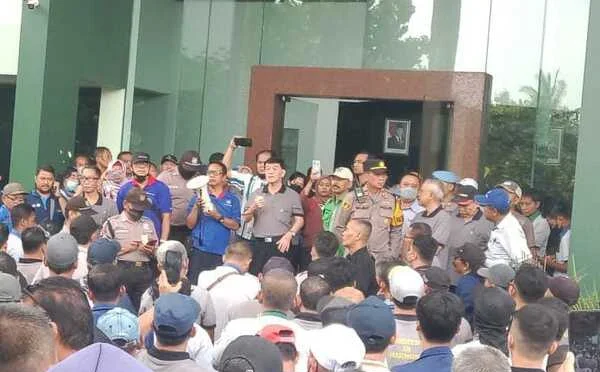Demo Buruh Pakerin di BPJS Mojokerto Berlangsung Tertib, Penjelasan Kepala Cabang Titus Sti Hardianto