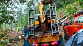 Desa Tempur, Jepara Alami Lima Longsor dalam Sebulan, Akses Jalan Terputus