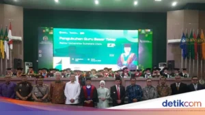 Dikukuhkan Jadi Guru Besar, Ridho Al Hamdi Angkat Isu Disfungsi Partai Politik Global