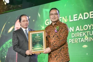 Dirut TMMIN Nandi Julyanto Raih Green Leadership Proper 2025