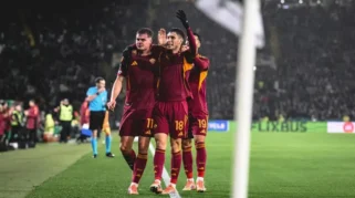 Donyell Malen Bawa AS Roma Menang 3-0 atas Pisa, Mempertahankan Asa di Zona Eropa