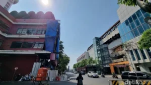 Fasad Eks Toko Nam Akan Dibongkar, Sejarawan Surabaya Merespons
