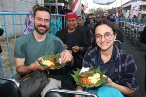 Festival Janda Reni Kenalkan Kuliner Sego Lemeng dan Kopi Uthek di Banjar, Banyuwangi