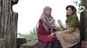 Givina Lukita Kaget saat Saling Tampar Ratu Sofya di Film "The Bell: Panggilan Untuk Mati"