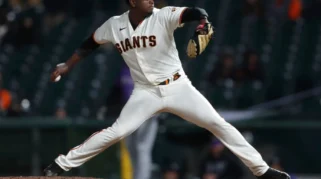 Gregory Santos Kembali Dipanggil ke MLB oleh San Francisco Giants