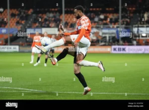 Heracles Almelo Tenggelam, Volendam Pastikan Relegasi dengan Kemenangan 2-0