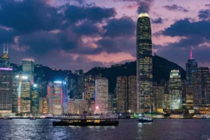 Hong Kong 2026: Kekayaan Taipan dan Destinasi Alam yang Meningkat