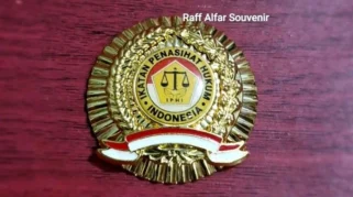 Hukum Indonesia di Persimpangan Algoritma dan Keadilan Publik