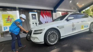 Insentif Kendaraan Listrik Masih Dalam Pembahasan, Kata Menteri Keuangan Purbaya