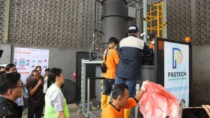 INTP Raih Proper, Olah Ribuan Ton Sampah Jadi Bahan Bakar Alternatif