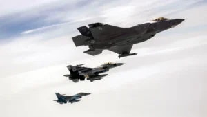 IRGC Klaim Tembak Jatuh Dua Jet Tempur AS, Termasuk F-35 Kedua