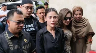 Jadi Tersangka, 2 Wanita Sumpah Injak Al‑Qur’an Langsung Ditahan