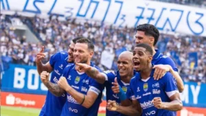 Jadwal Bola Malam Ini: Atletico vs Arsenal di UCL, Persib Bandung Siap Tantang Bhayangkara di SCTV-Indosiar