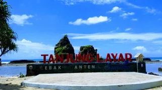 Jalur trekking menuju Pantai Tanjung Layar: Rute Utama dan Titik Start