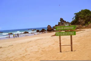 Jam Operasional Pantai G‑Land Banyuwangi
