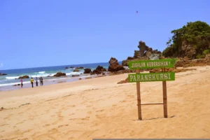 Jam Operasional Pantai G‑Land Banyuwangi