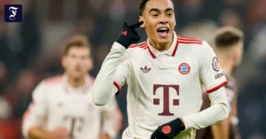 Jamal Musiala Tekan Bayern Hajar St. Pauli, Tolak Saran Oliver Kahn dan Tekad Lolos ke Piala Dunia