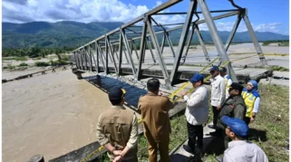 Jembatan Putus di Pante Kera, Warga Kesulitan Akses